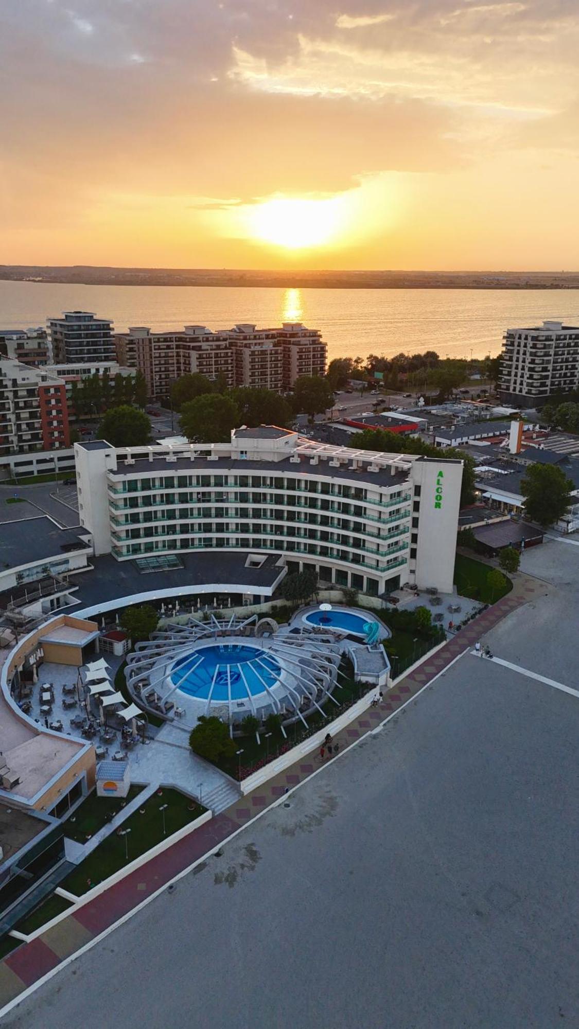 Alcor Hotel 4*